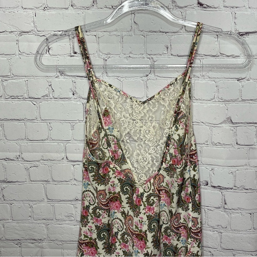 Vintage Victoria’s Secret Gold Label Paisley Chemise size XS - Picture 5 of 11